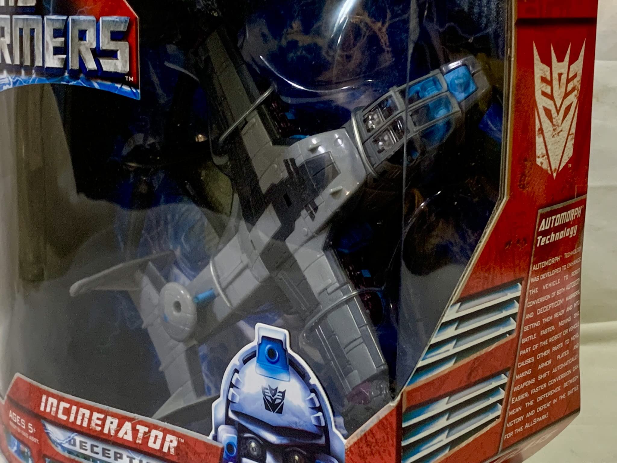 Transformers Allspark Power Voyager Class Incinerator, Figures